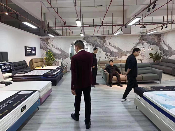 “龙腾315首战开门红”活动现场